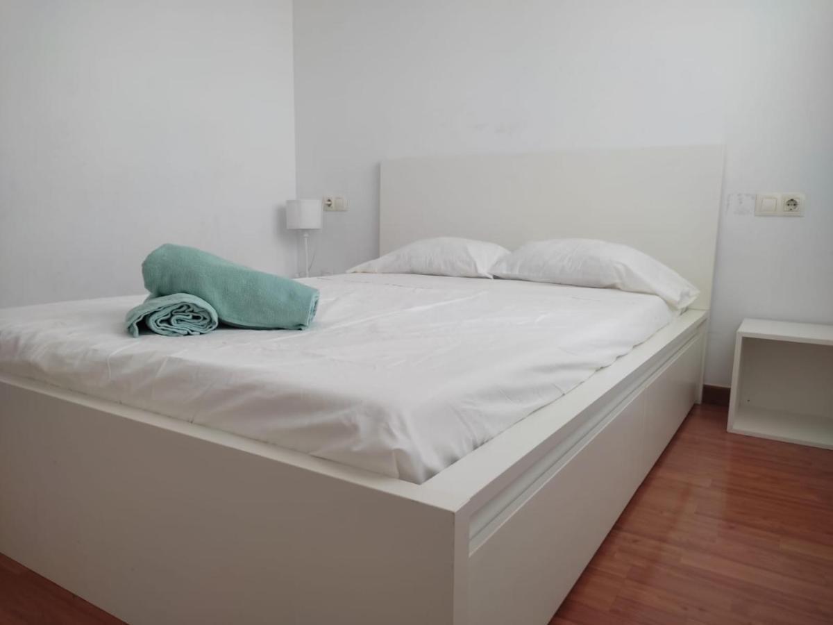 Ap4Us B1 - Apartment For Us - Sightseeing & Beach Near To Barcelona Badalona Exterior photo